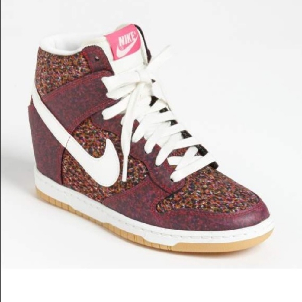 Nike Dunk Sky Hi Liberty Wedge Sneaker